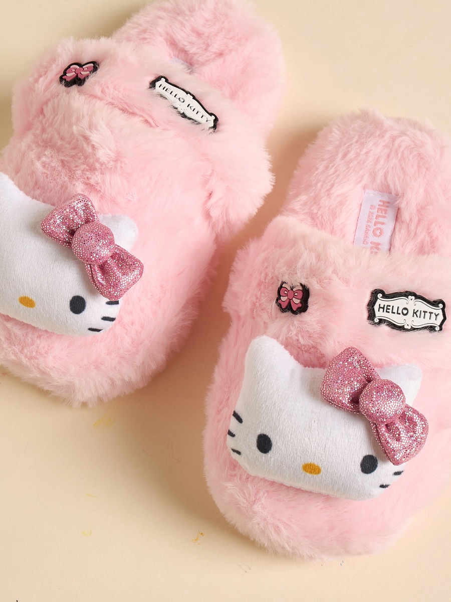 Hello Kitty Accent Bedroom Slippers