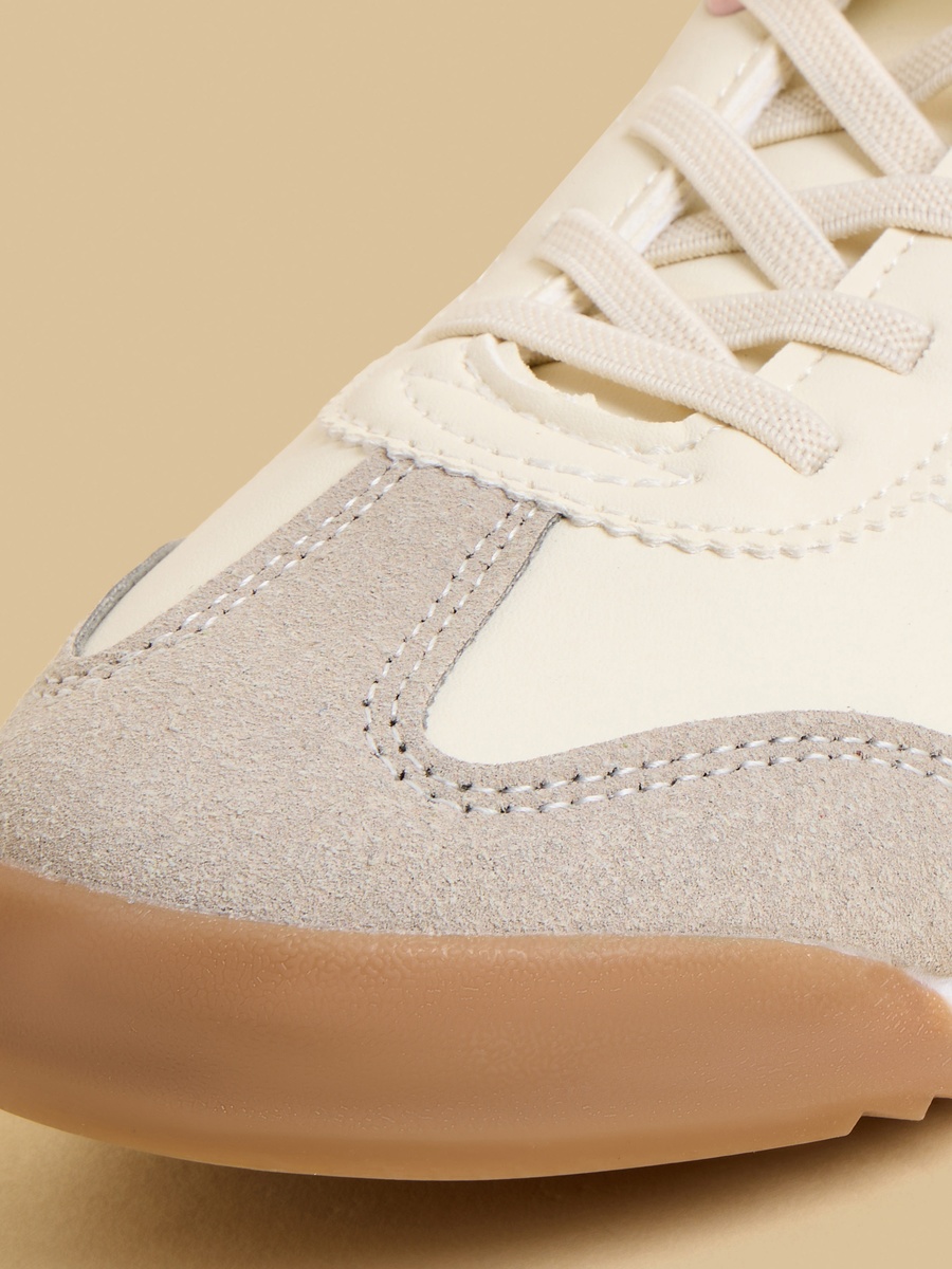 Panelled Sports Shoes with Hook and Loop Closure