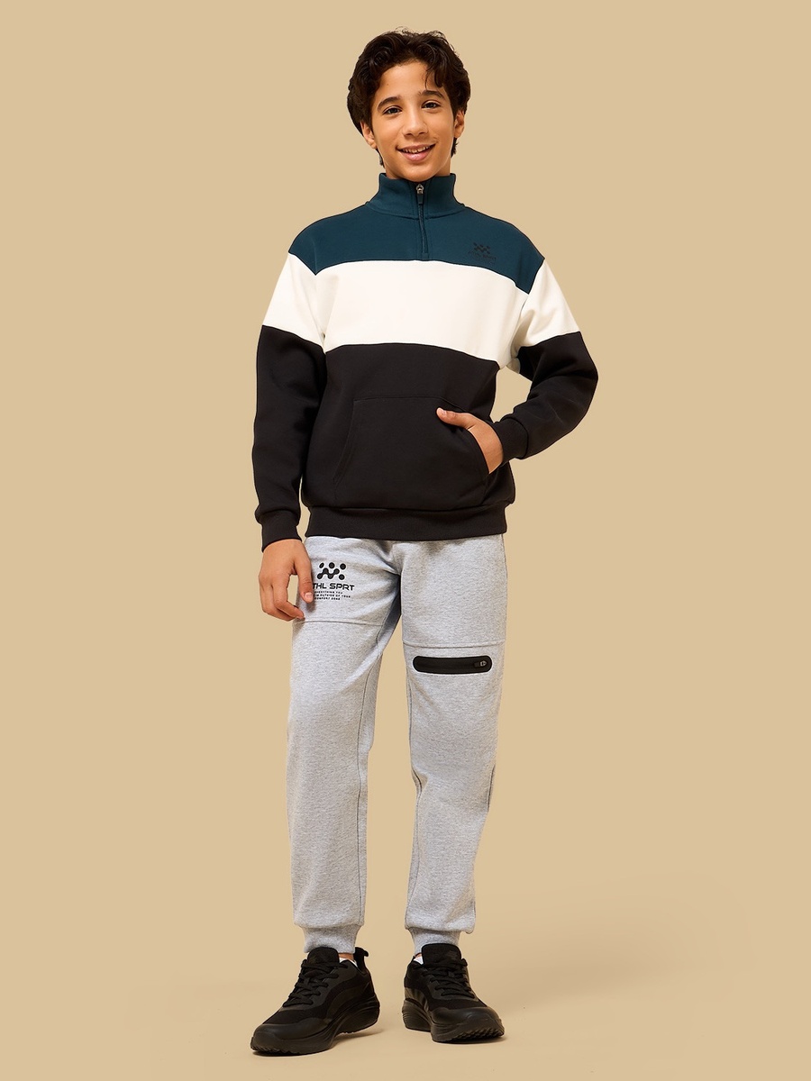 Colourblock Half-Zip Sweatshirt