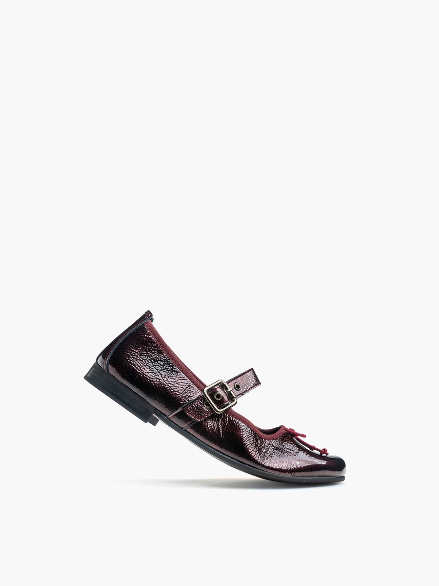 Girls Buckle Closure Leather School Shoes