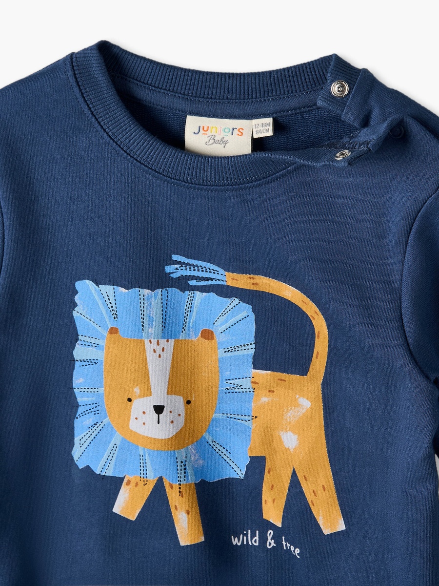 Juniors Round Neck Sweatshirt with Lion Print