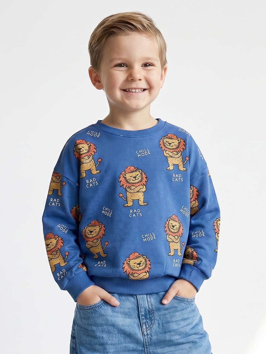 Juniors Lion Print Sweatshirt with Long Sleeves