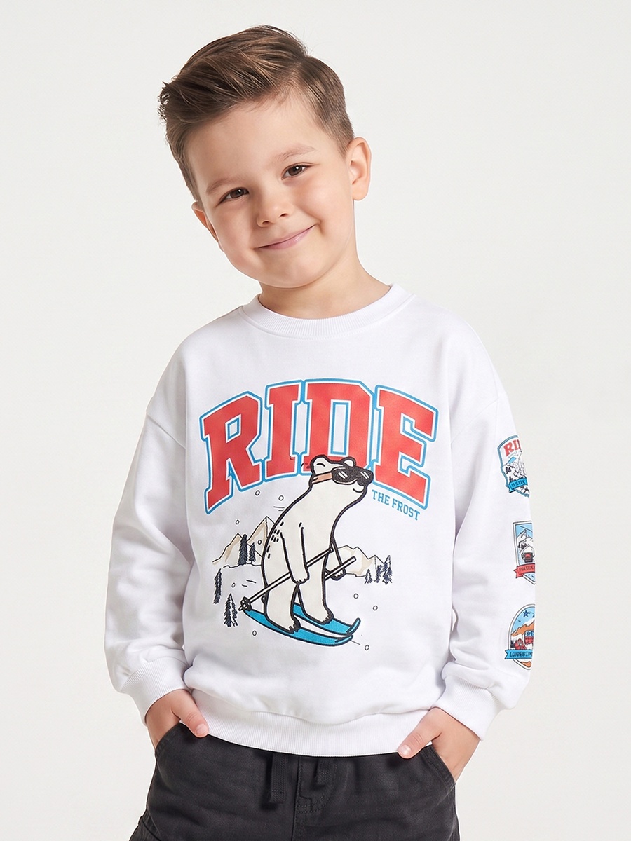 Juniors Bear Print Sweatshirt with Long Sleeves