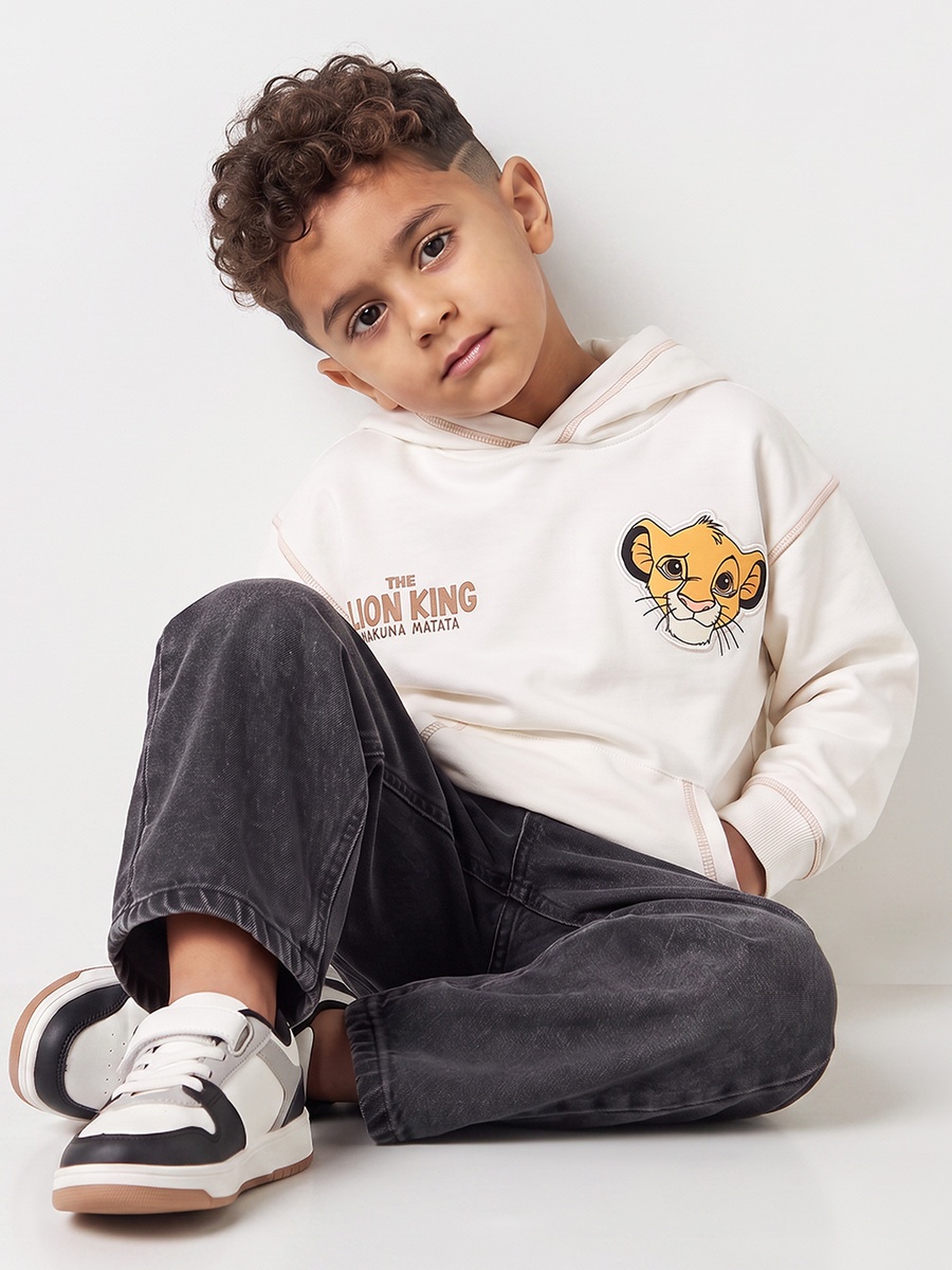 Disney Lion King Print Hooded Sweatshirt with Long Sleeves