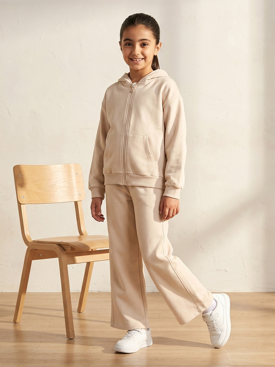 Juniors Hooded Sweatshirt with Long Sleeves