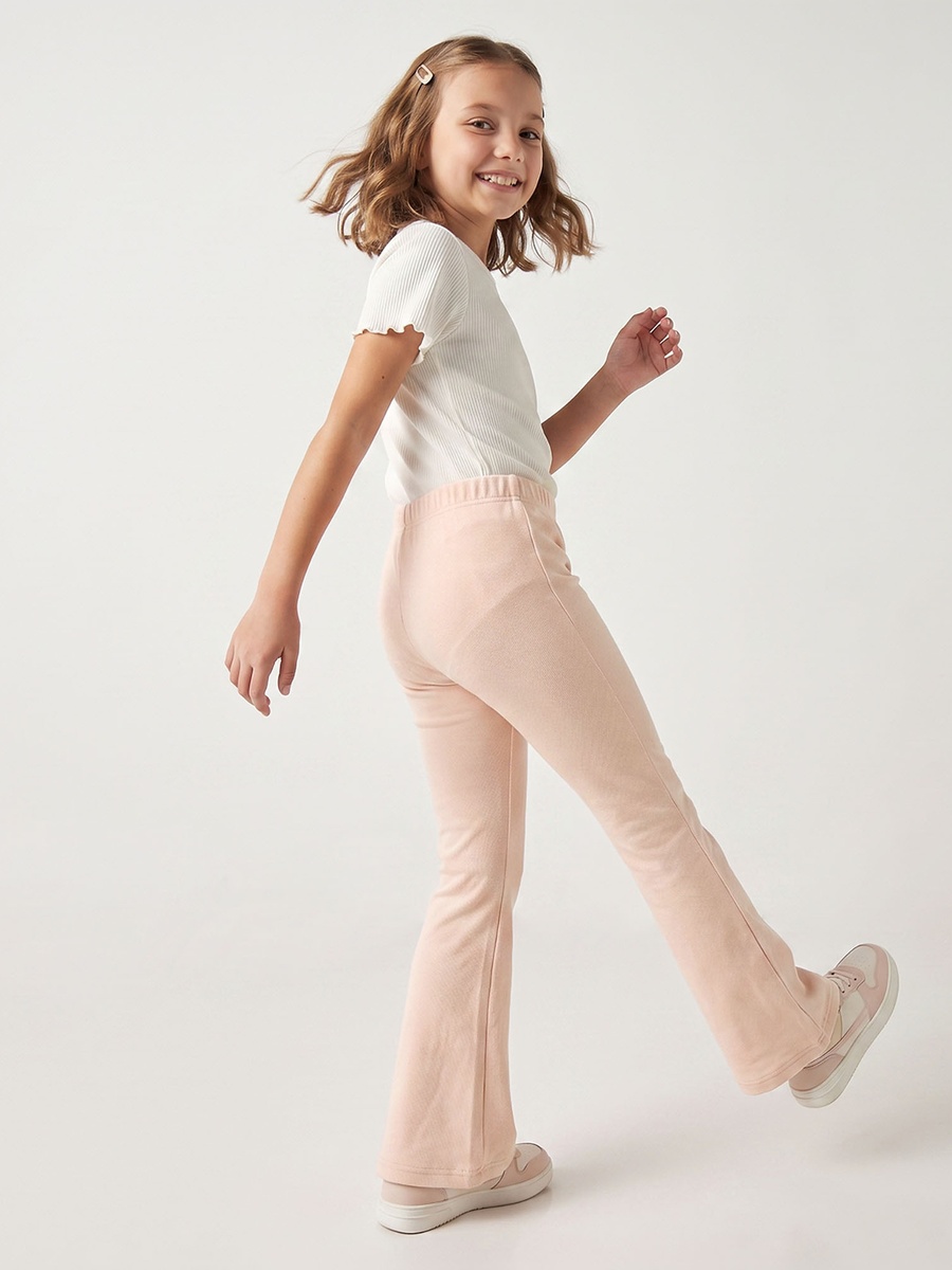 Juniors Flared Leggings with Ribbed Design