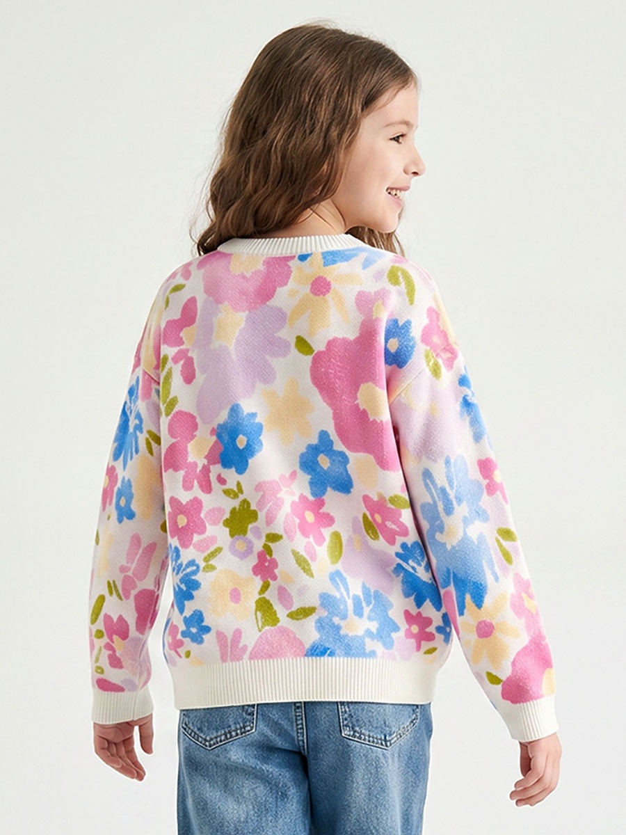 Juniors Crew Neck Sweater with Floral Print
