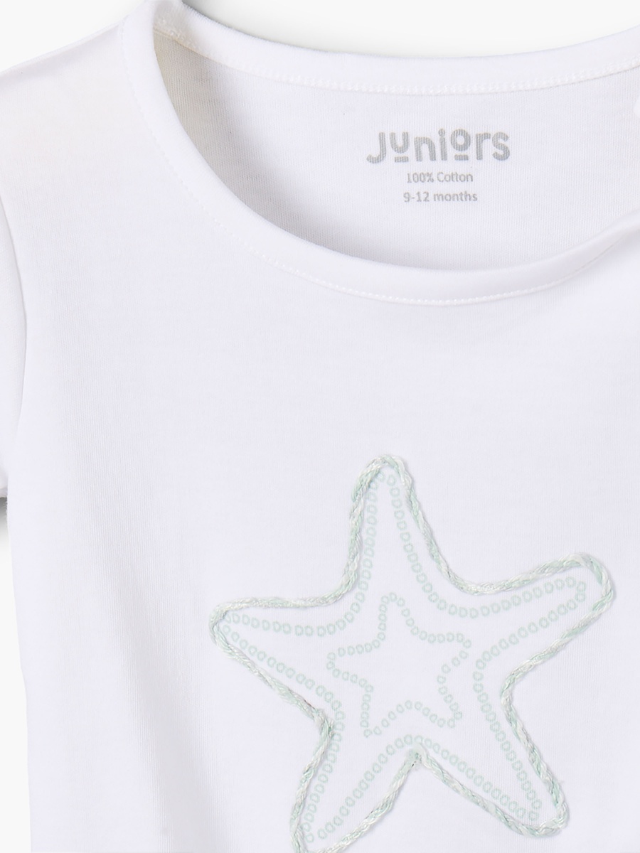 Juniors Crew Neck Short Sleeves T-shirt and Shorts Set with Starfish Embroidery