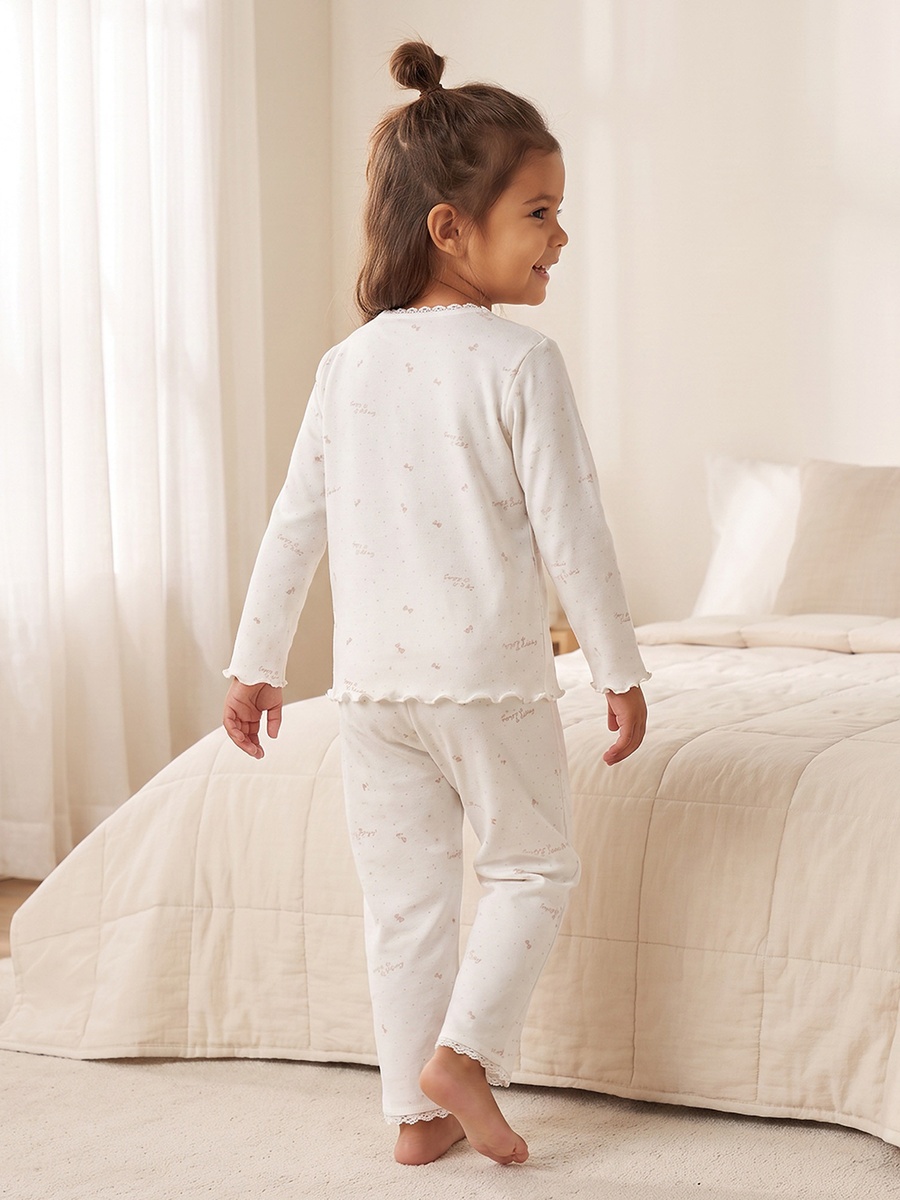 Juniors Round Neck Long Sleeves Pyjama Set with Slogan Print