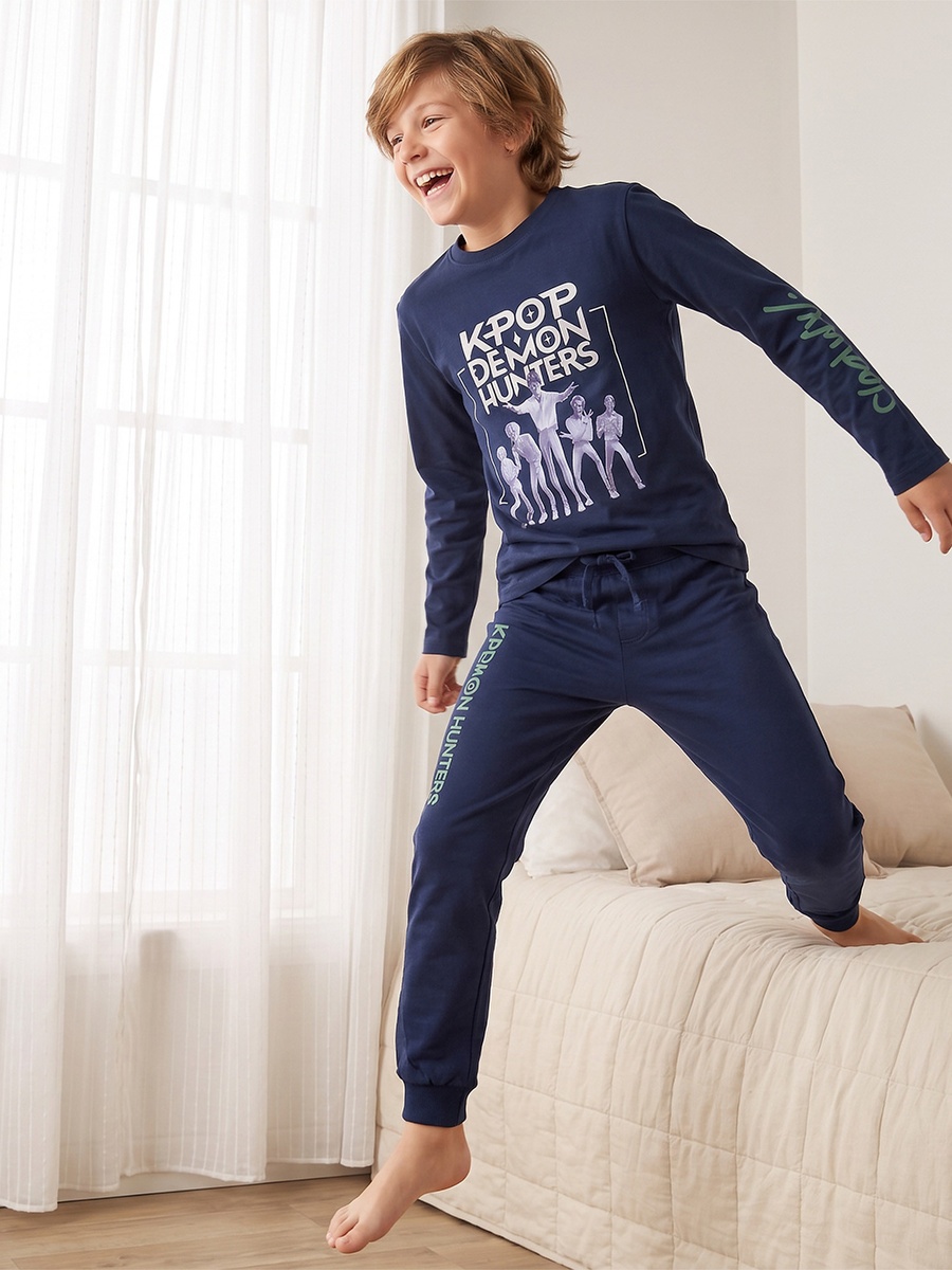 Netflix Crew Neck Long Sleeves Pyjama Set with KPop Demon Hunters Print
