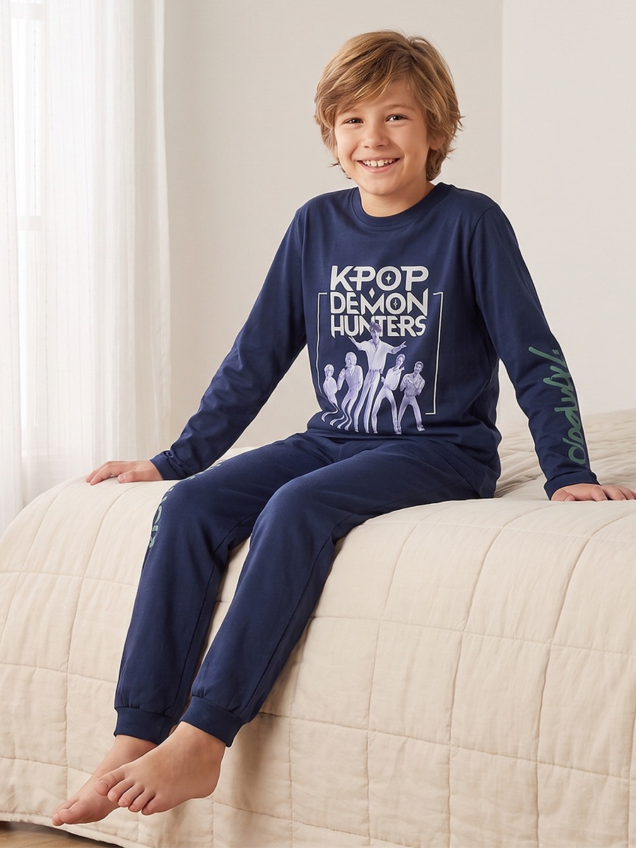 Netflix Crew Neck Long Sleeves Pyjama Set with KPop Demon Hunters Print