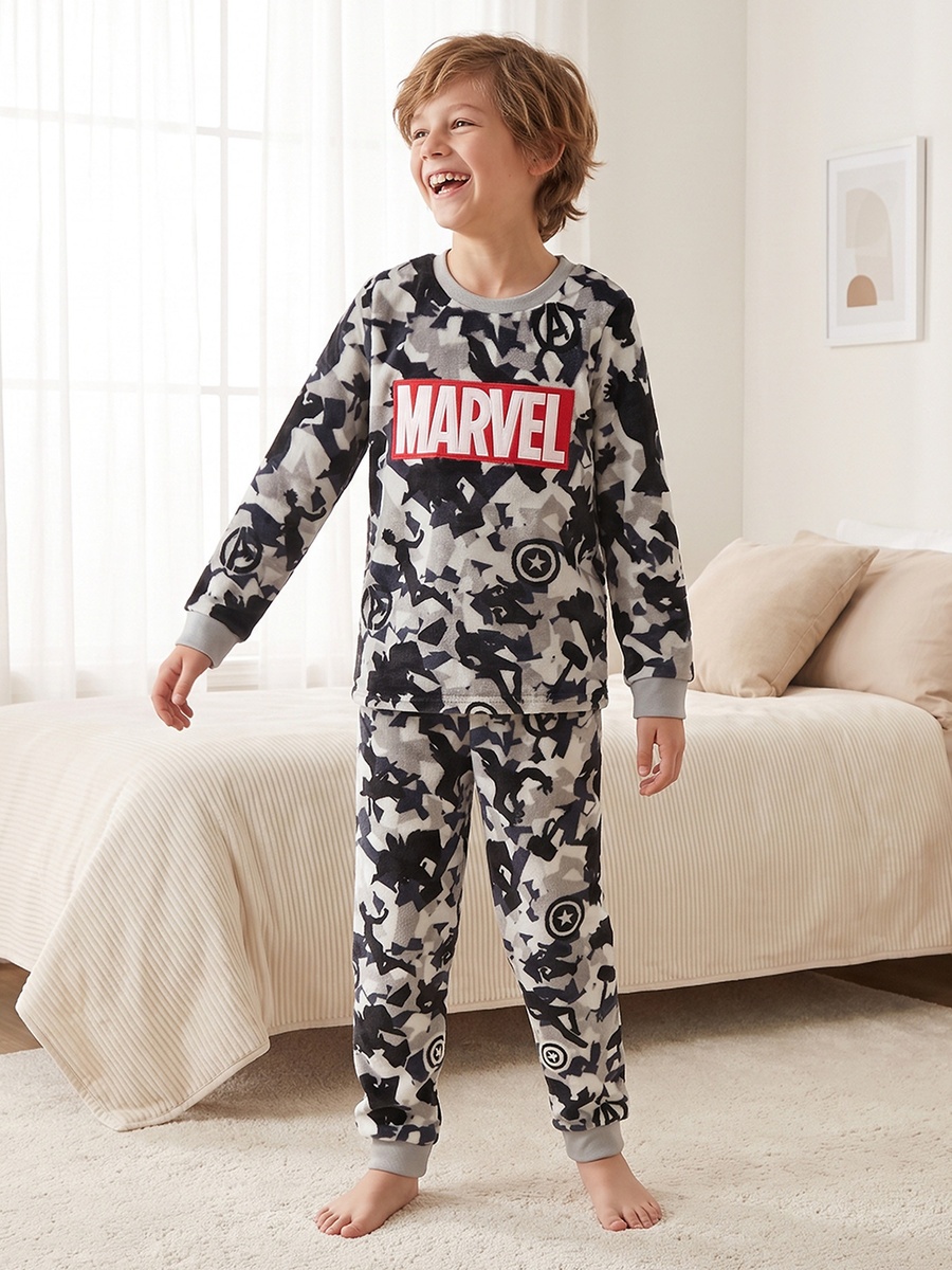 Crew Neck Long Sleeves Pyjama Set with Avengers Print