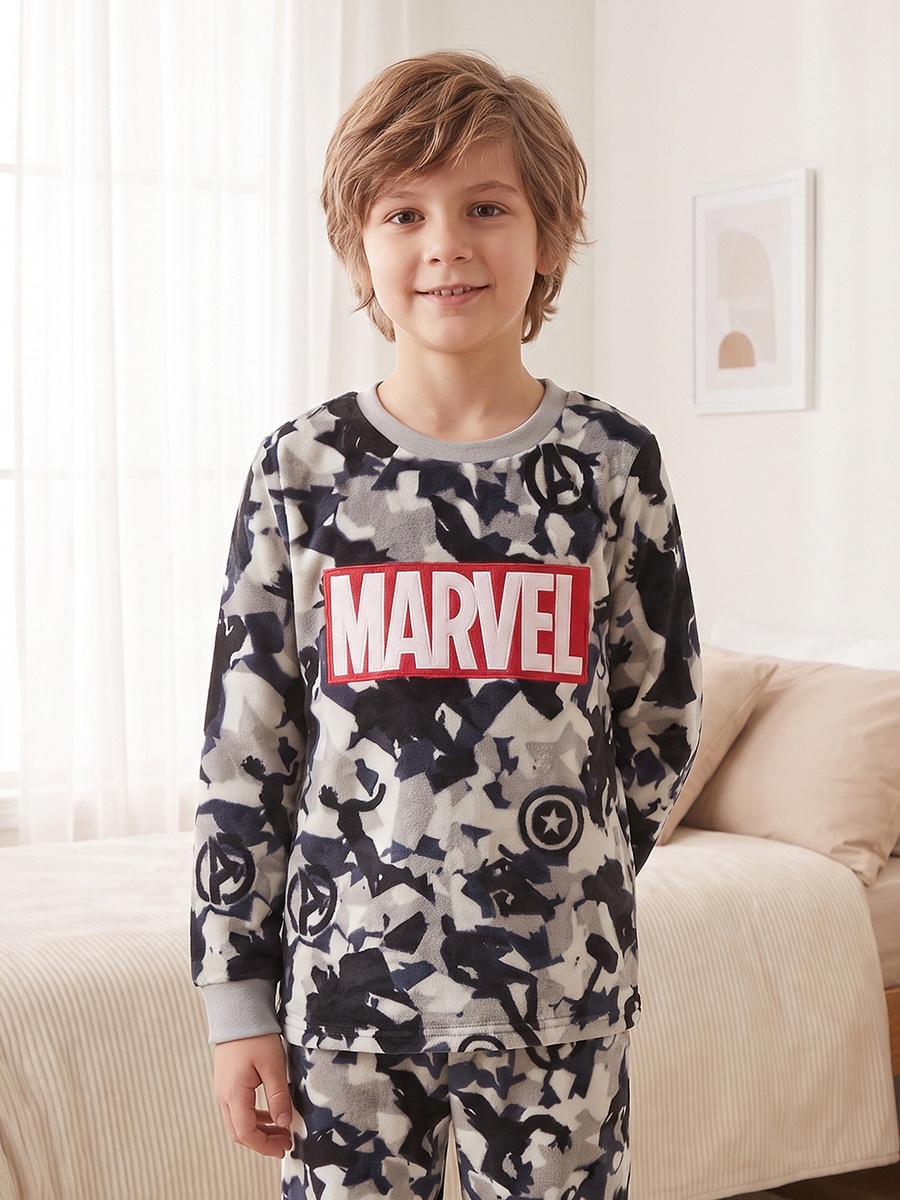 Crew Neck Long Sleeves Pyjama Set with Avengers Print