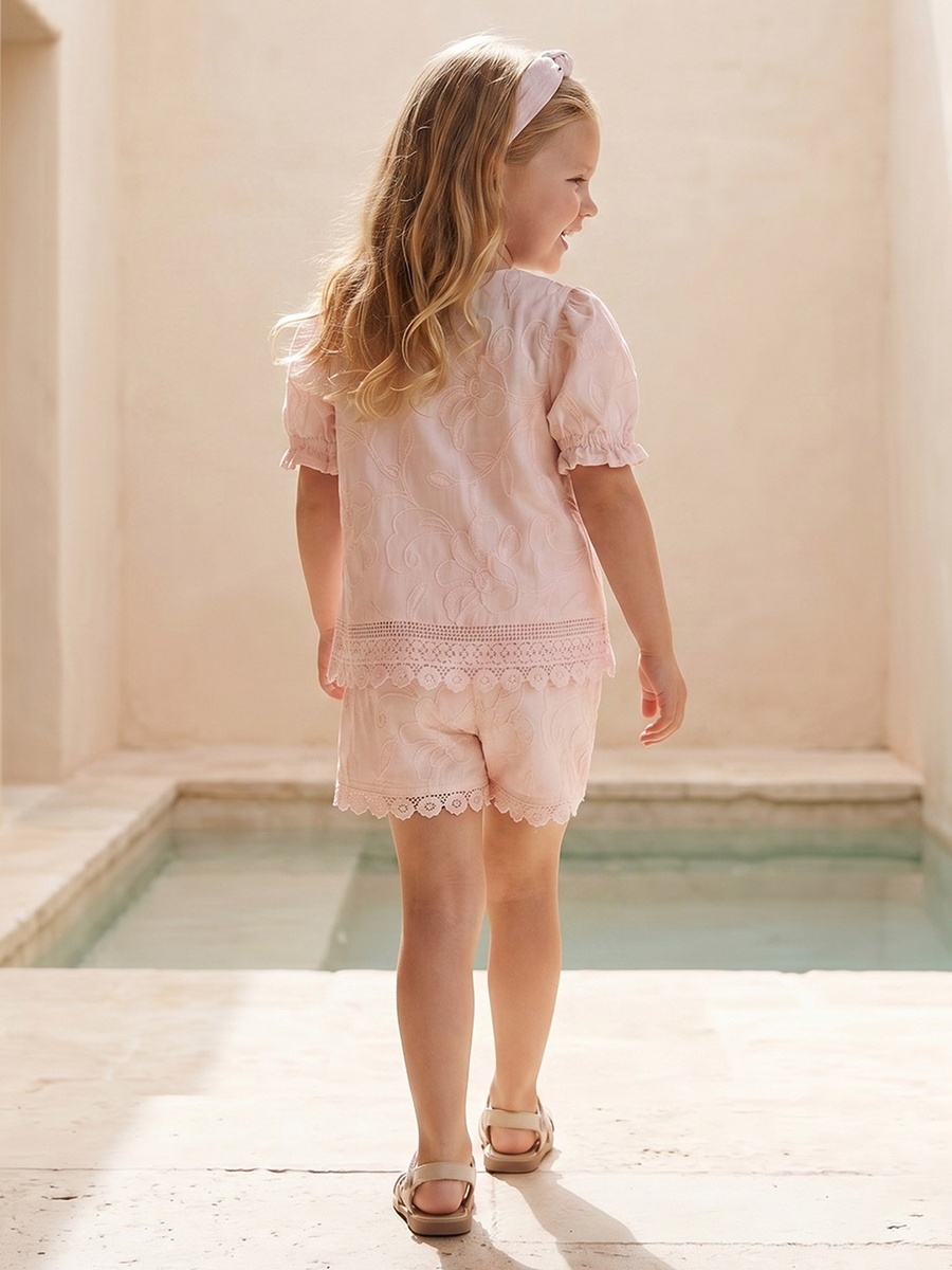 Eligo Round Neck Short Sleeves Top and Shorts Set with Embroidery