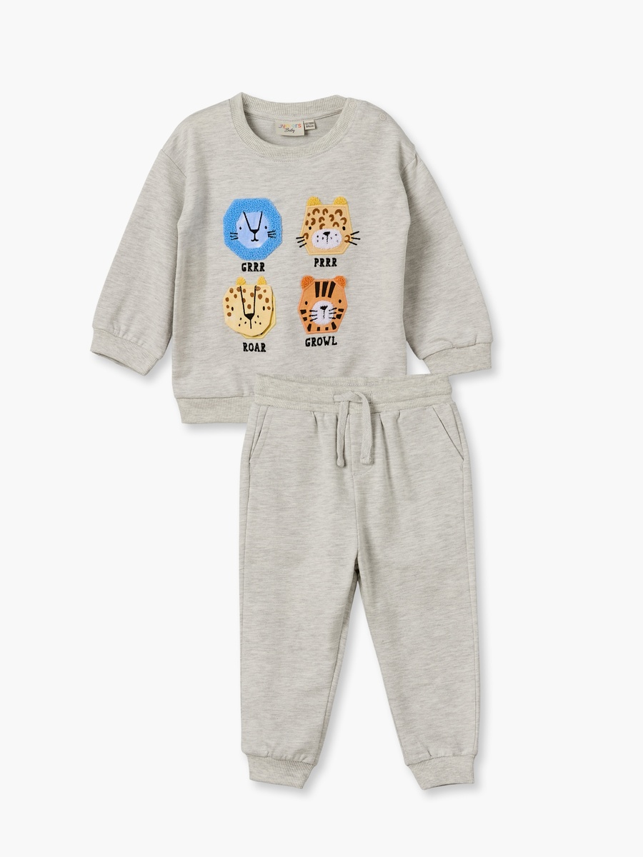 Juniors Crew Neck Long Sleeves Sweatshirt and Joggers with Applique Accent