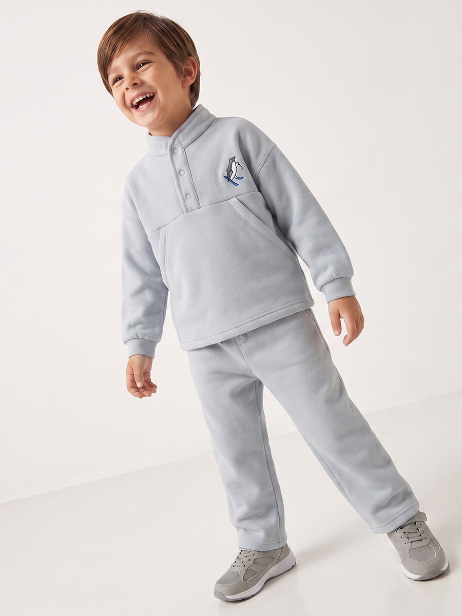 Juniors High Neck Long Sleeves Sweatshirt and Track Pants Set with Penguin Embroidery