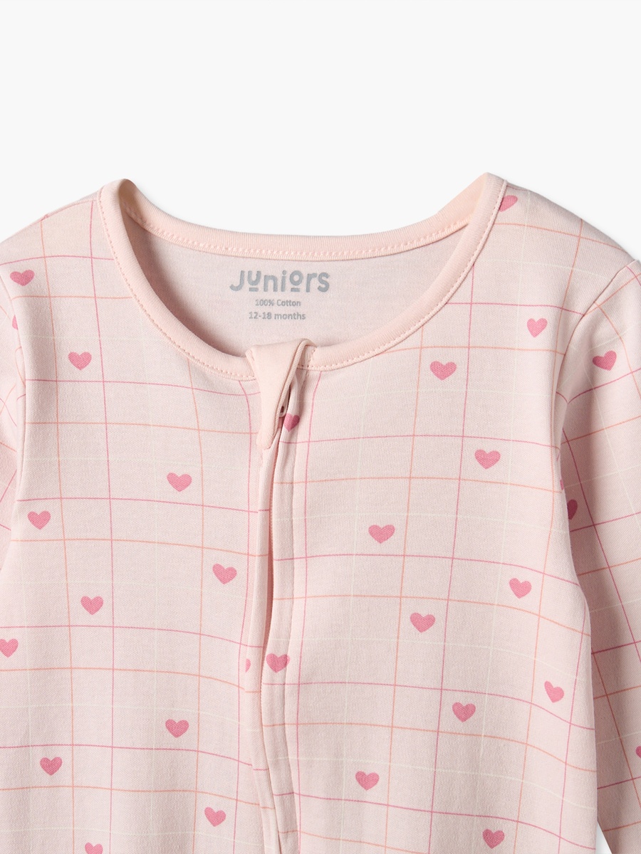 Juniors Cotton Crew Neck Long Sleeves Sleepsuit with Heart Print