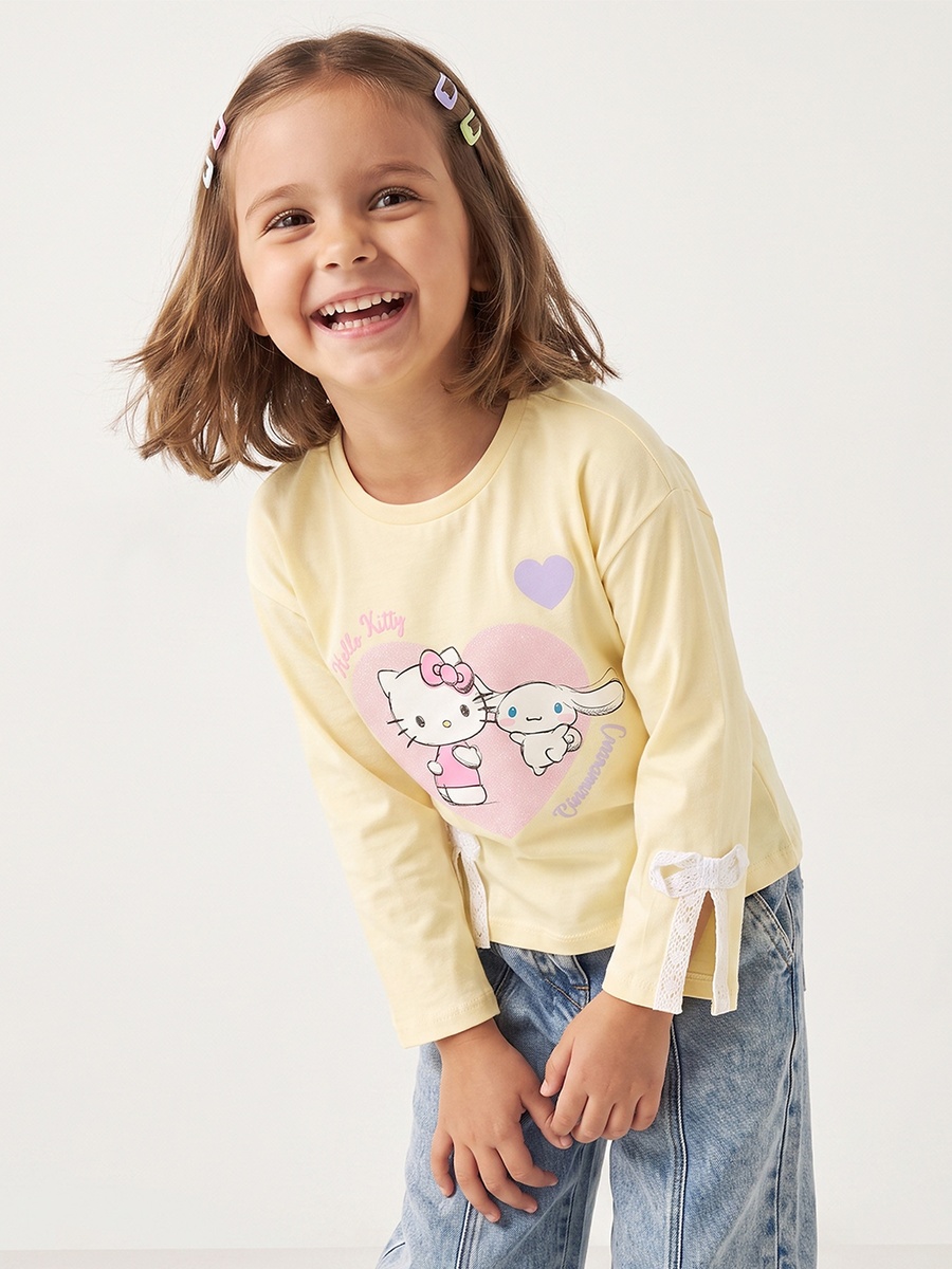 Sanrio Round Neck Long Sleeves T-shirt with Hello Kitty Print