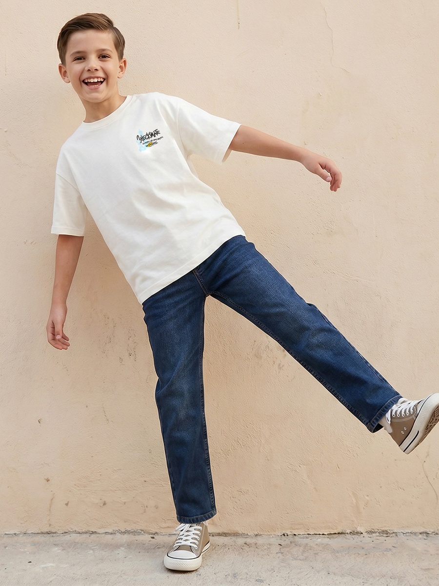Juniors Crew Neck Short Sleeves T-shirt with Chess Print