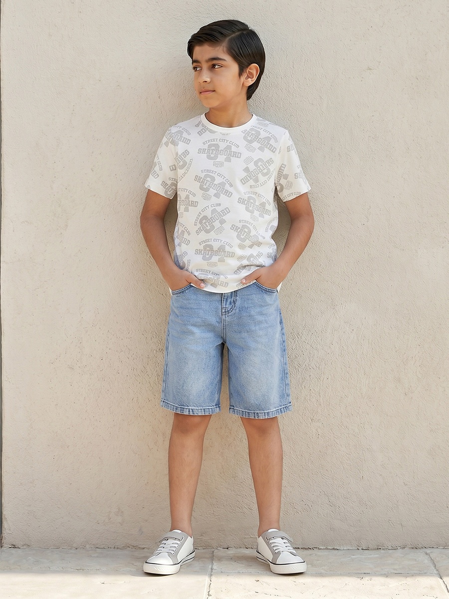 Juniors Crew Neck Short Sleeves T-shirt with Skateboard Print