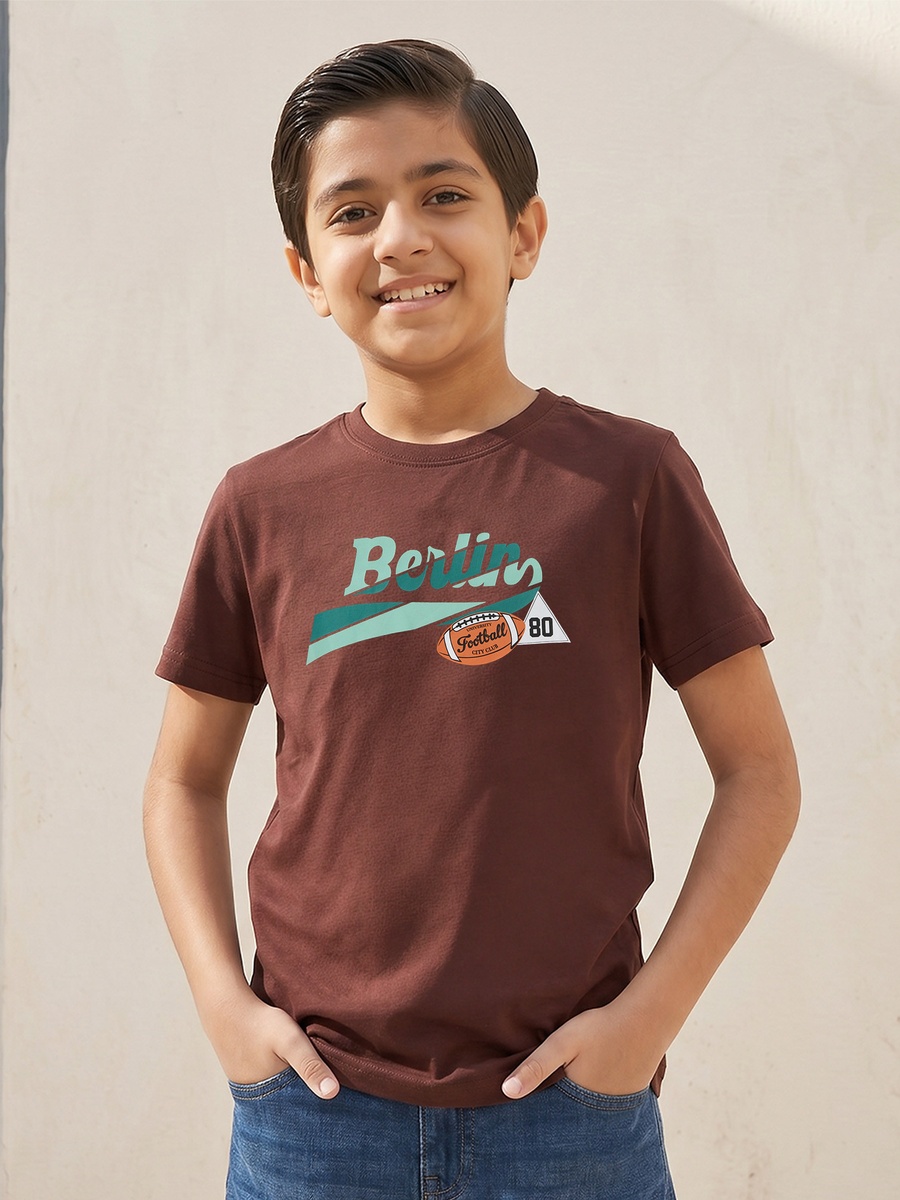 Juniors Crew Neck Short Sleeves T-shirt with Skateboard Print