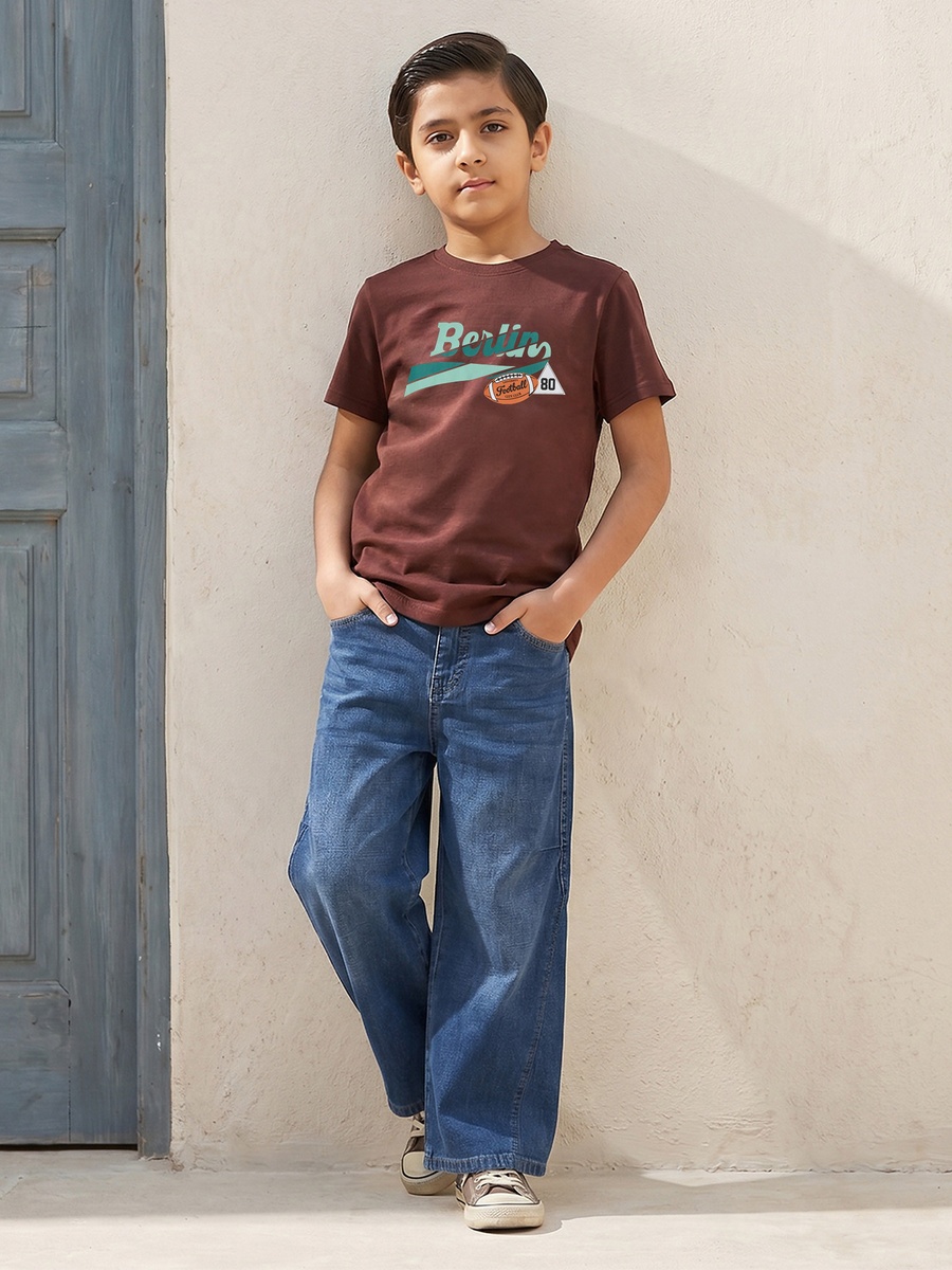 Juniors Crew Neck Short Sleeves T-shirt with Skateboard Print
