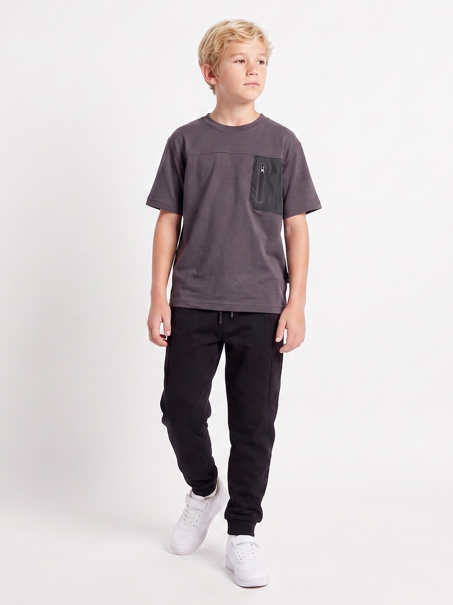 XYZ Crew Neck Short Sleeves T-shirt with Zipper Pocket