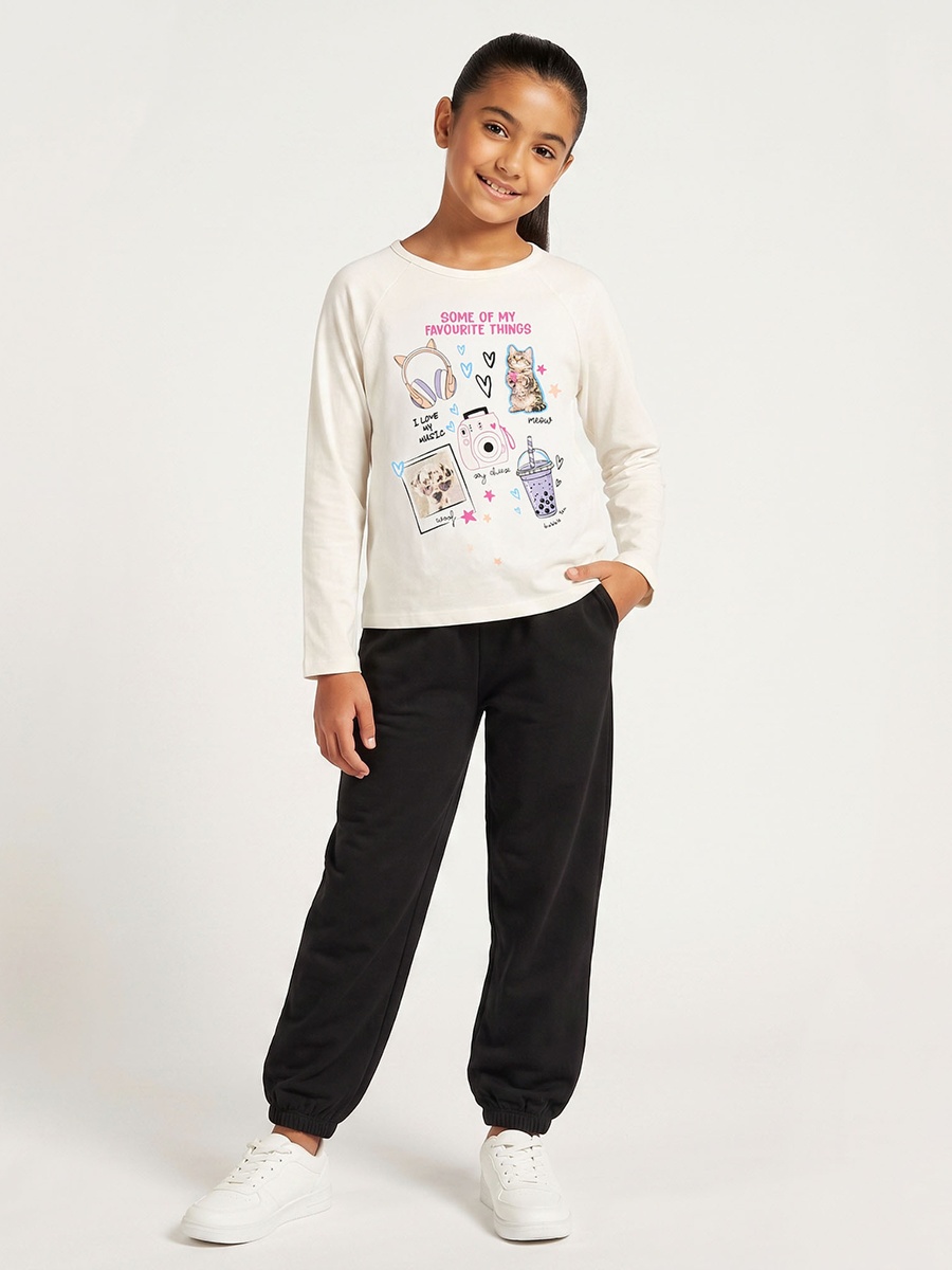 Juniors Crew Neck Long Sleeves T-shirt with Graphic Print
