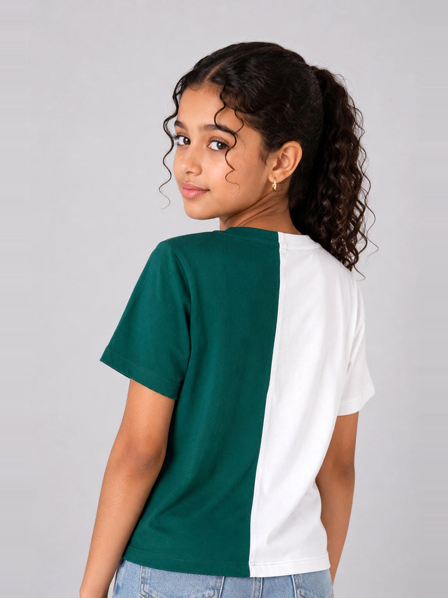 Arabic Graphic Color Block T-Shirt