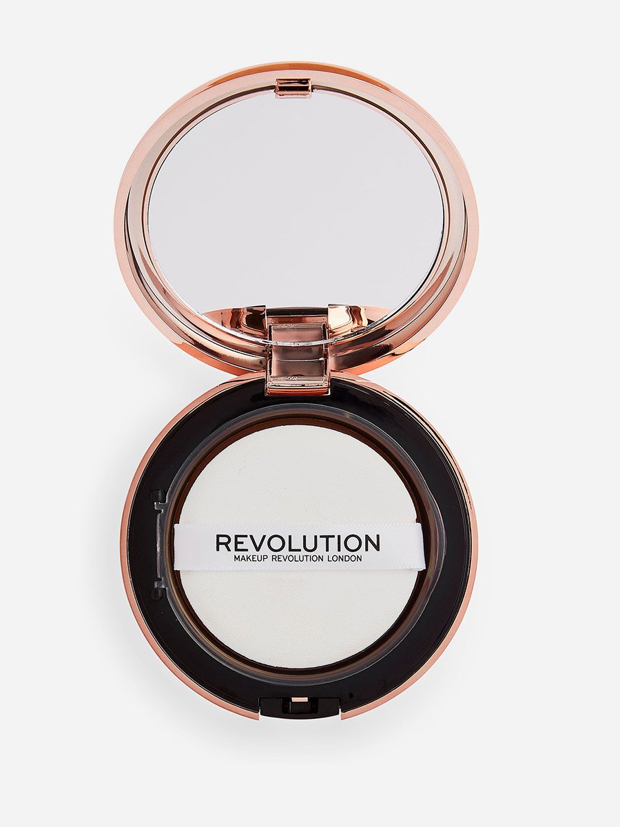 Conceal and Define Powder Foundation P12.5