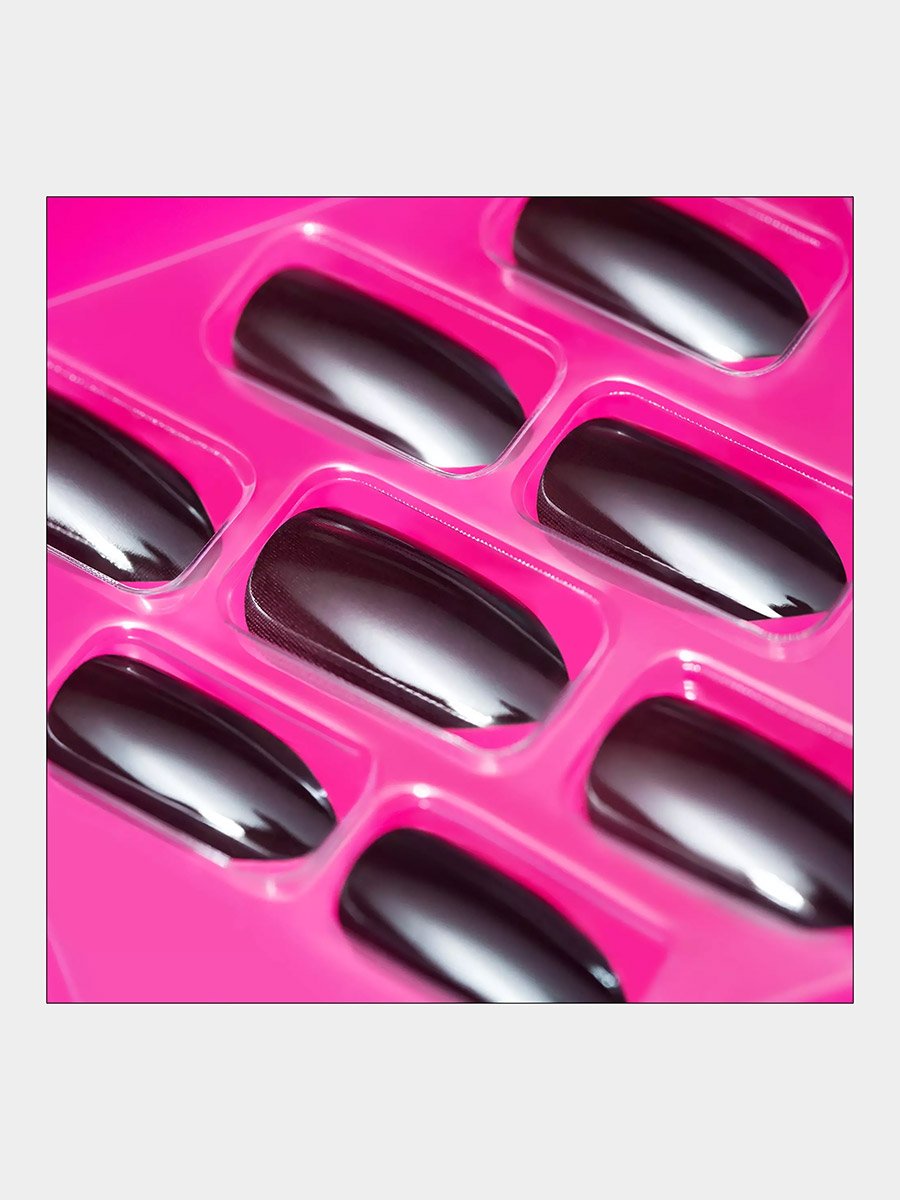 PINK Is The New BLACK Colour-Changing Click and Go Nails 01