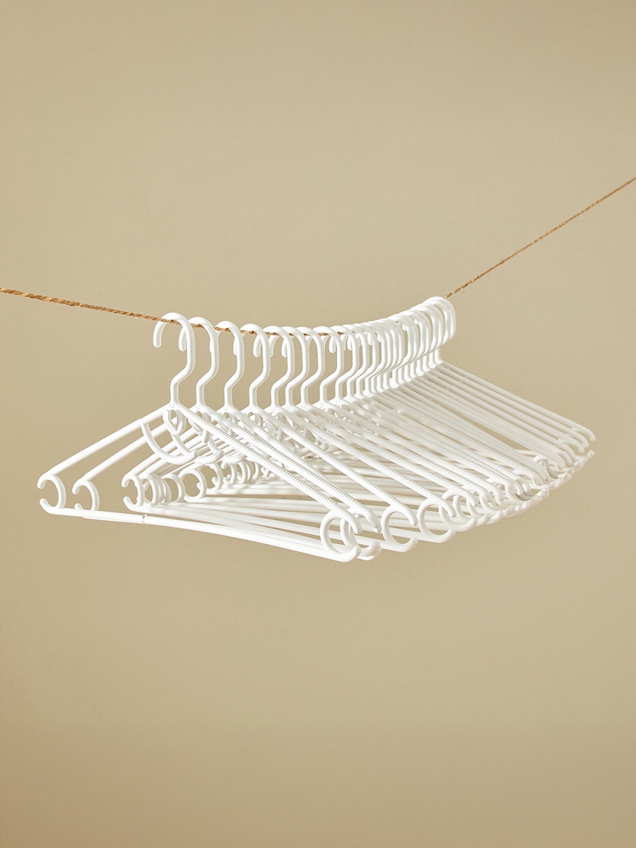 Sustainability 24-Piece Clothes Hanger Set