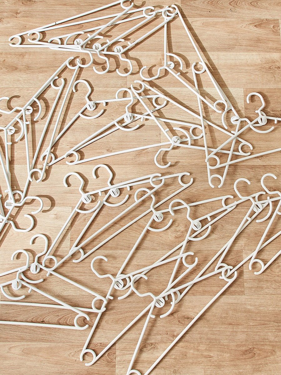 Sustainability 24-Piece Clothes Hanger Set