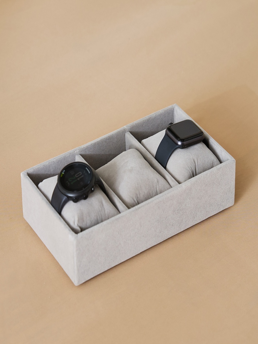Velour 3-Compartment Jewellery Tray with 3 Pillows for Watches