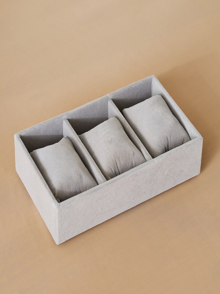 Velour 3-Compartment Jewellery Tray with 3 Pillows for Watches