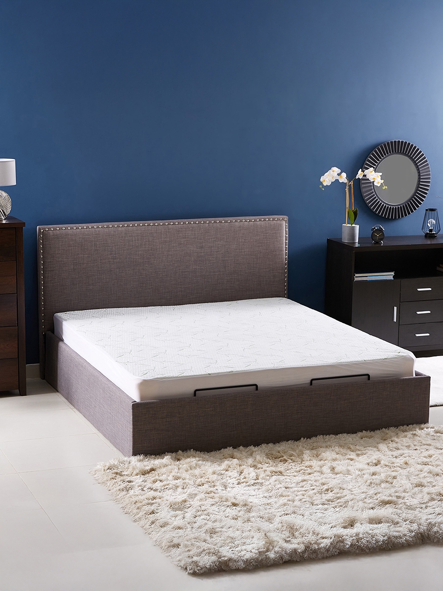 Bamboo Waterproof King Size Mattress Protector - 180x200 cm