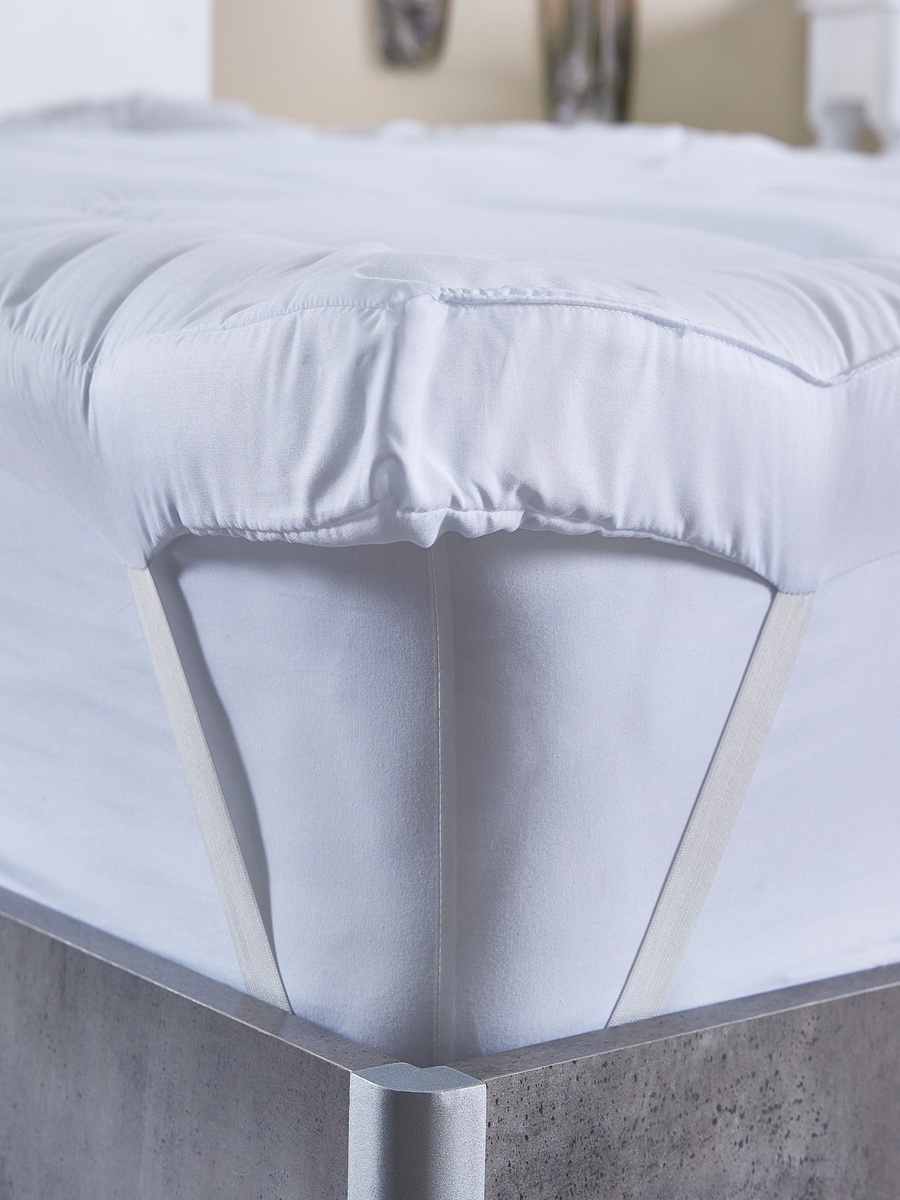 Hilton Twin Mattress Topper - 120x200 cm
