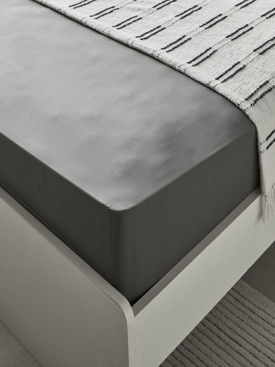 Essential Cotton Queen Fitted Sheet - 150x200+36 cm