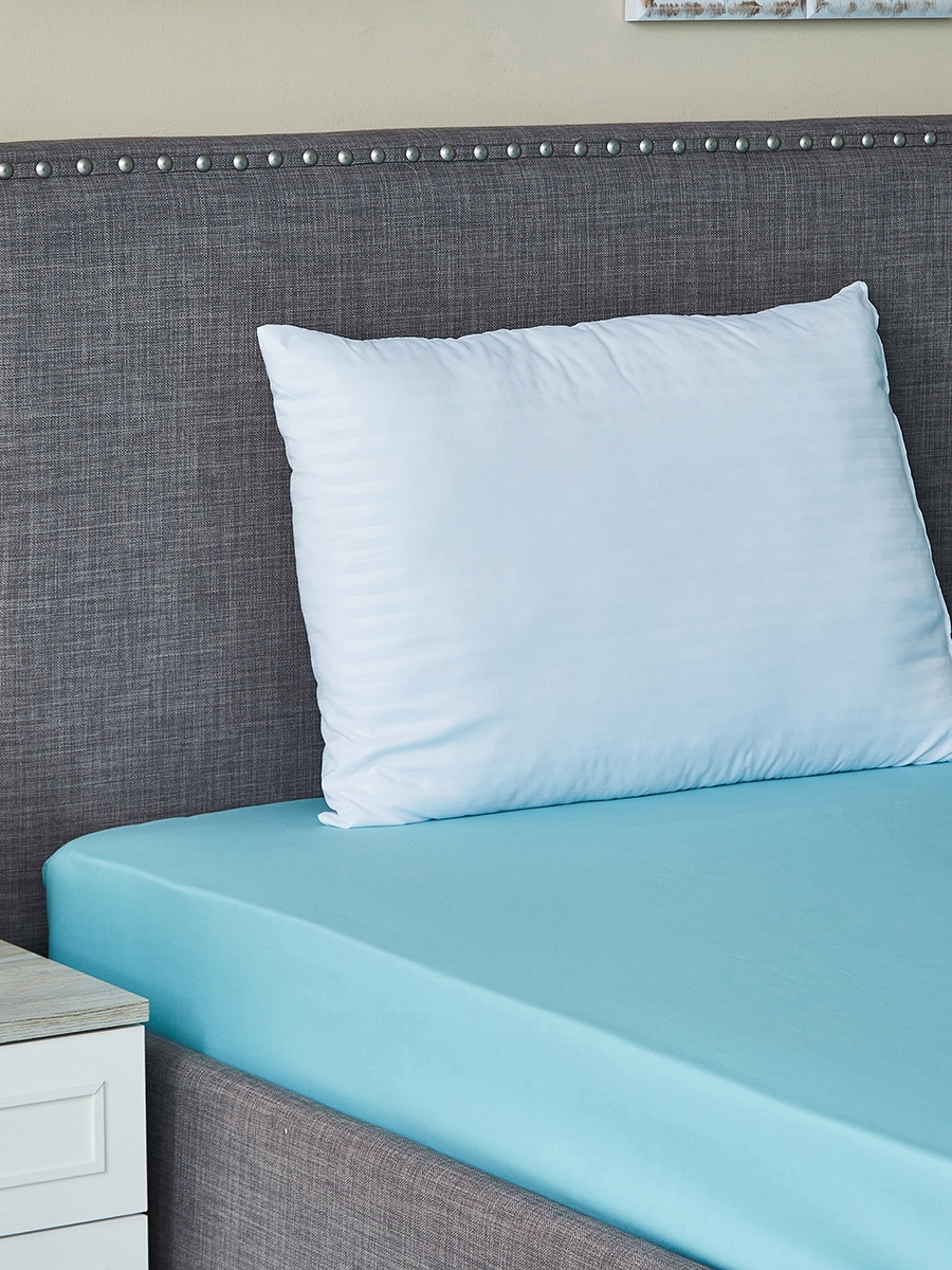 Essential Pillow - 50x75 cm