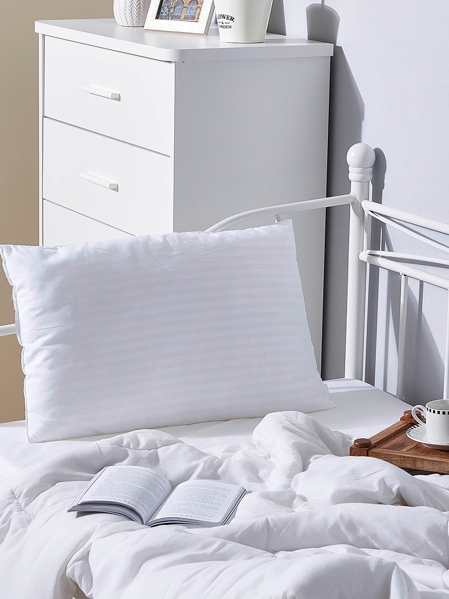 Essential Microfiber Pillow - 40x65cm