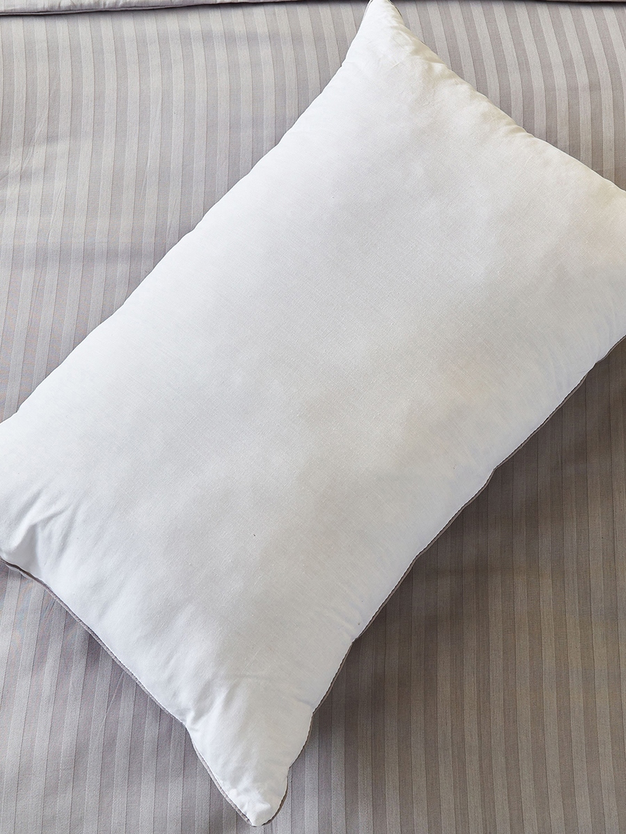 Jonas Plain Antibacterial Kids Pillow - 45x70 cm