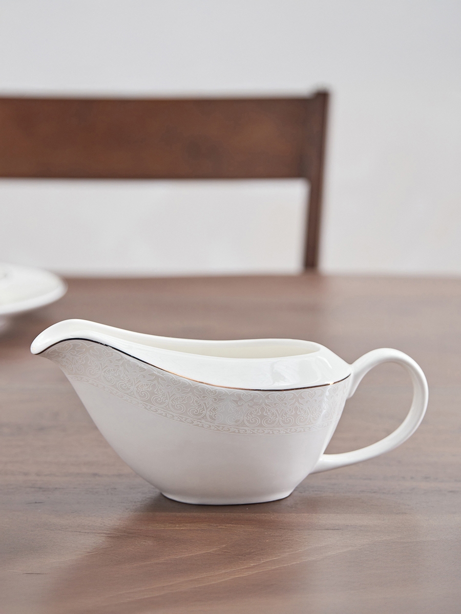 Sandra Gravy Boat