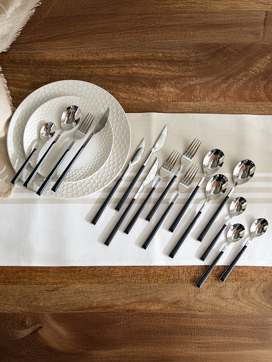 Vega 16-Piece Cutlery Set