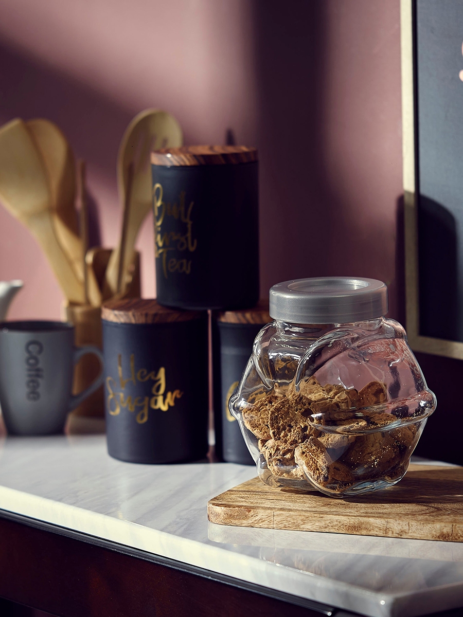 Crysta Glass Canister with Lid - 1.7 L