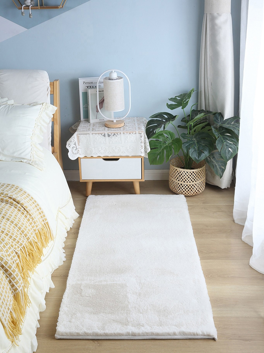 Faux Rabbit Fur Rug - 60x120 cm