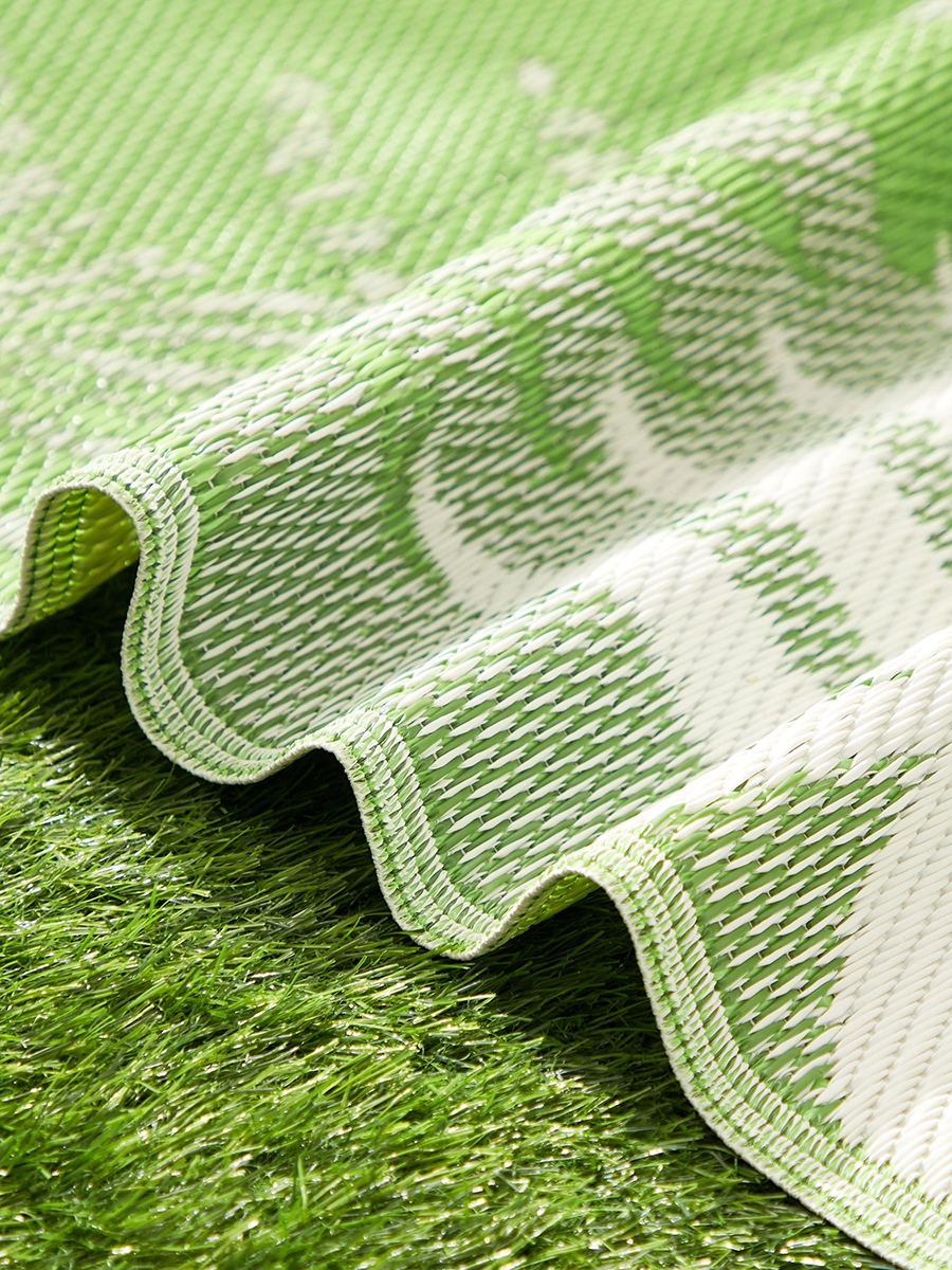 Arlo Leaf Print Outdoor Indoor Mat - 120x180 cm