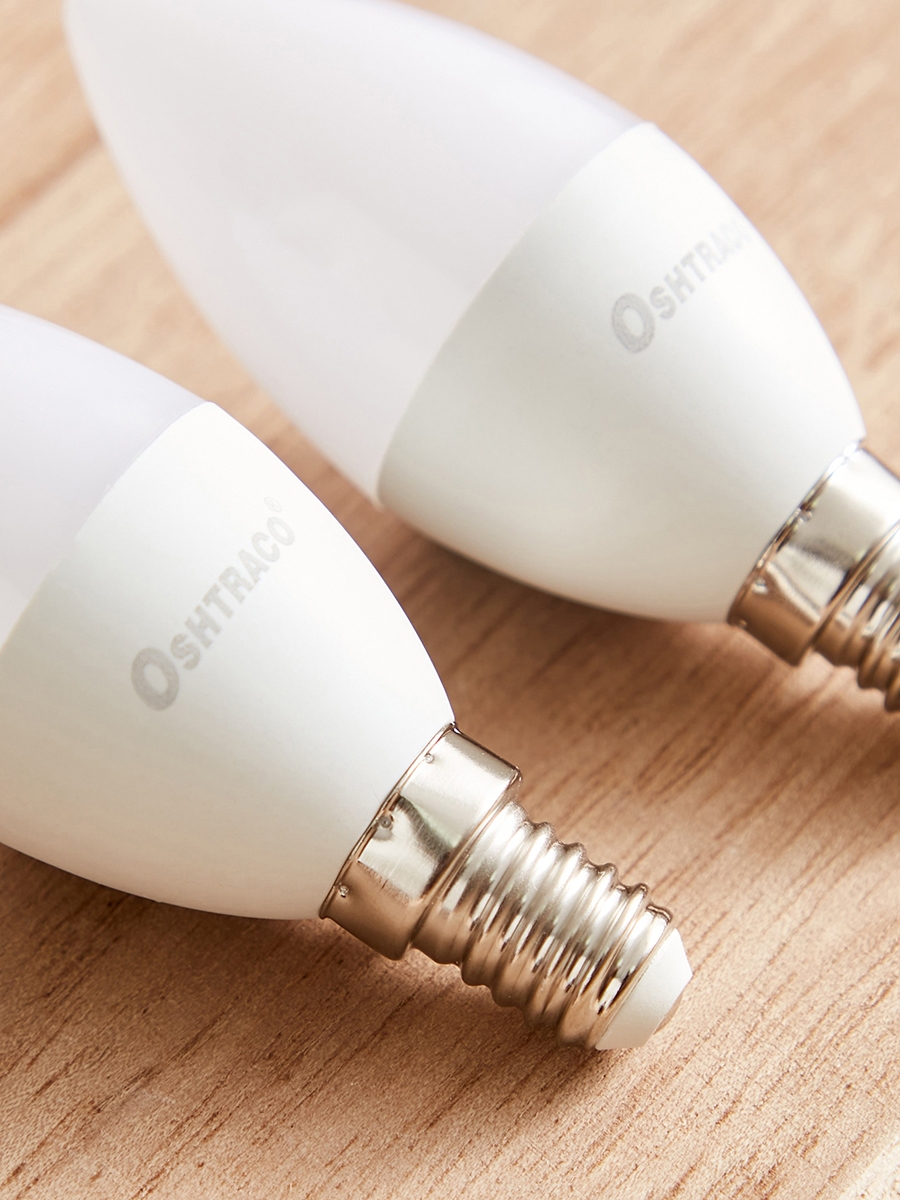 Oshtraco 2-Piece LED Candle Bulb Set - 4W E14 360 Lumen Warm White