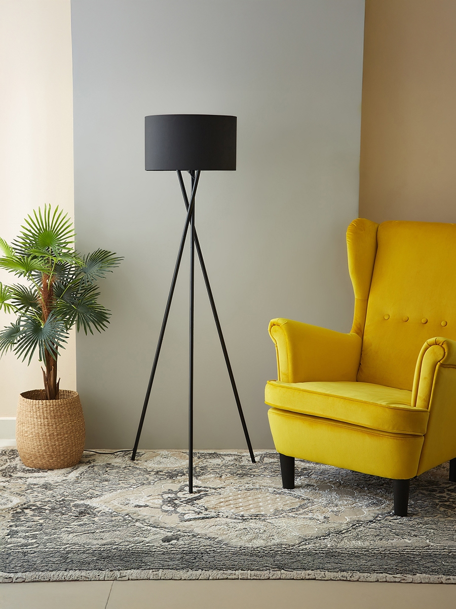 Blaze Metal x Tripod Lamp - 145 cm
