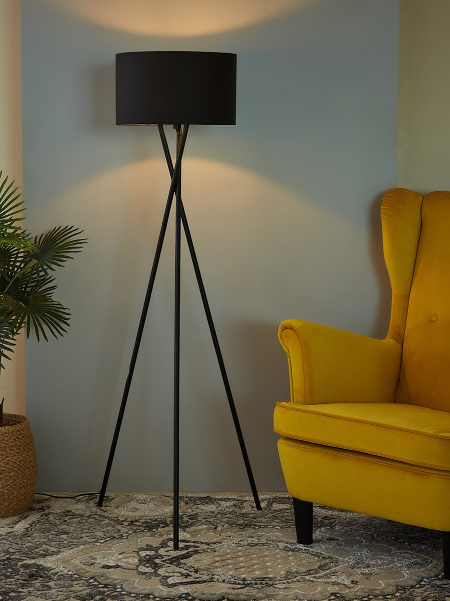 Blaze Metal x Tripod Lamp - 145 cm
