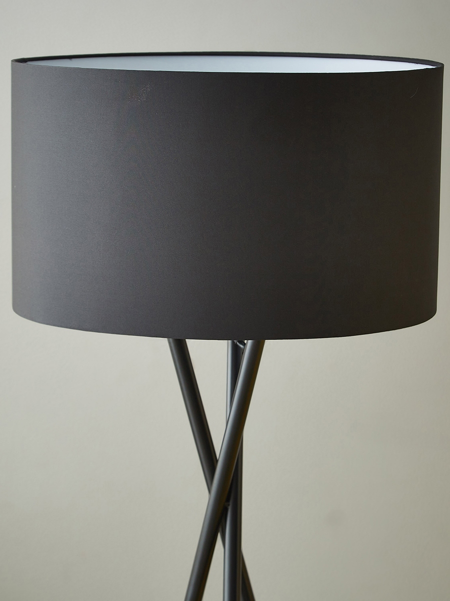 Blaze Metal x Tripod Lamp - 145 cm